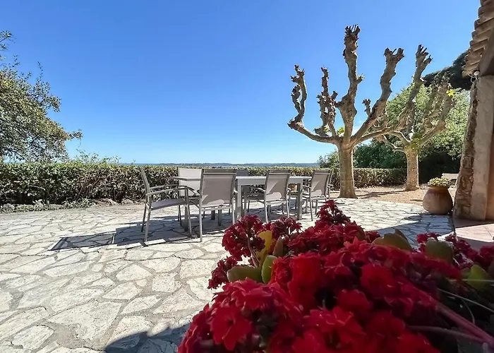 Detente Provencale Avec Vue בית נופש סן-מקסים