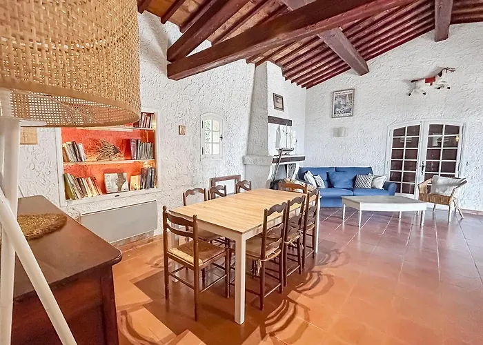 Detente Provencale Avec Vue בית נופש *