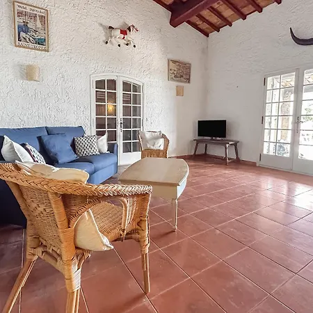 Detente Provencale Avec Vue Holiday home *