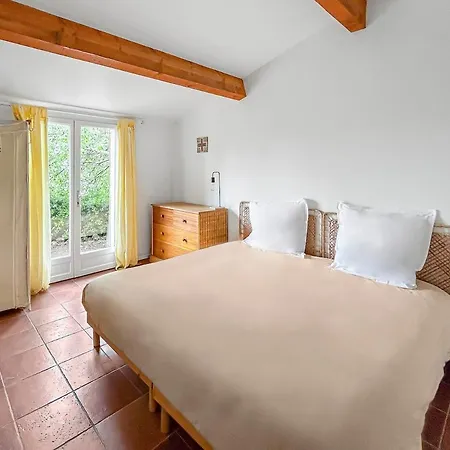 Detente Provencale Avec Vue *