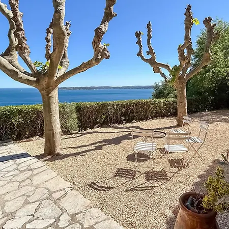 Detente Provencale Avec Vue Holiday home *